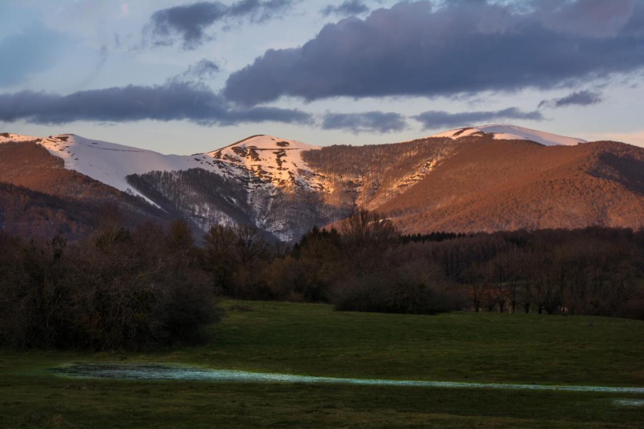 Lorentx Aterpea Burguete Bagian luar foto